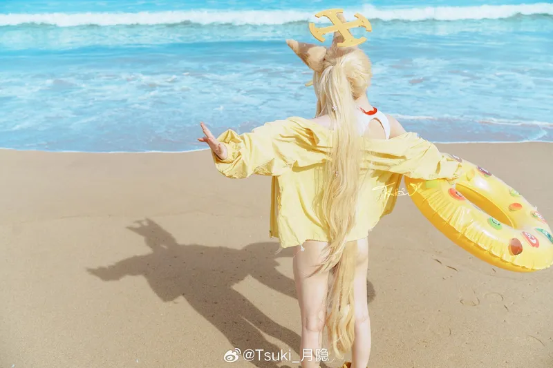 《蔚蓝档案》百合园圣娅cosplay展示