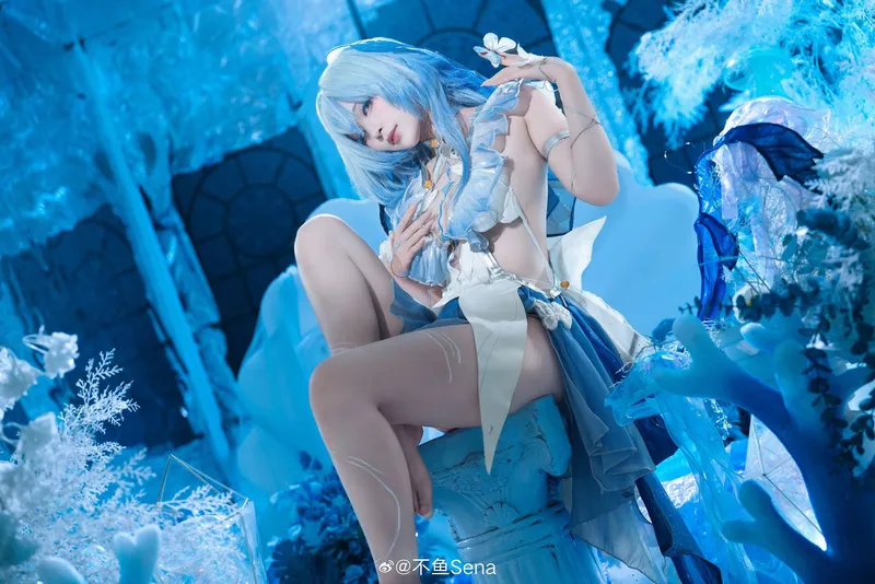 《鸣潮》守岸人Cosplay展示