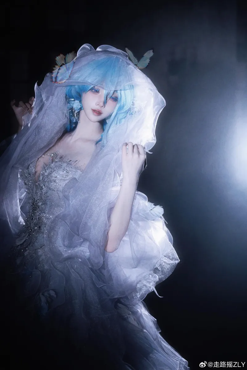 《鸣潮》守岸人cosplay展示