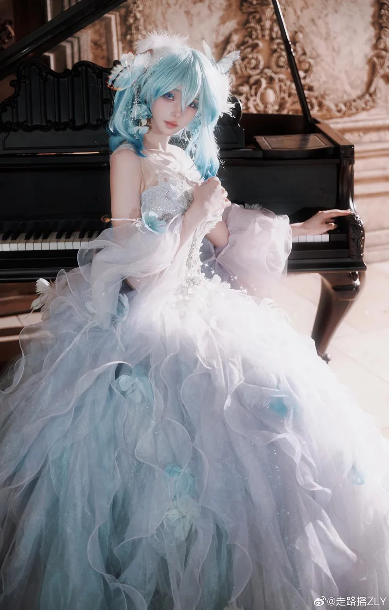 《鸣潮》守岸人cosplay展示