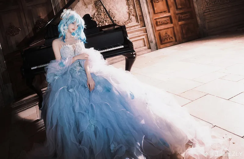 《鸣潮》守岸人cosplay展示