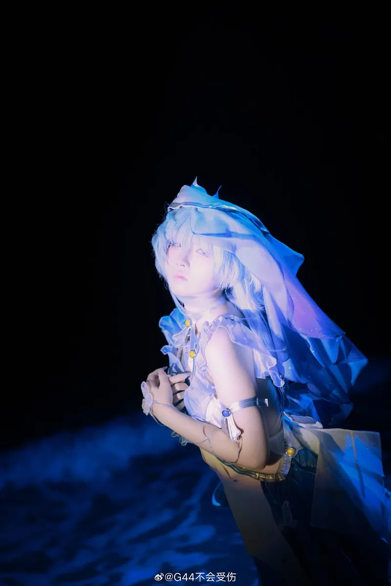 《鸣潮》守岸人Cosplay展示