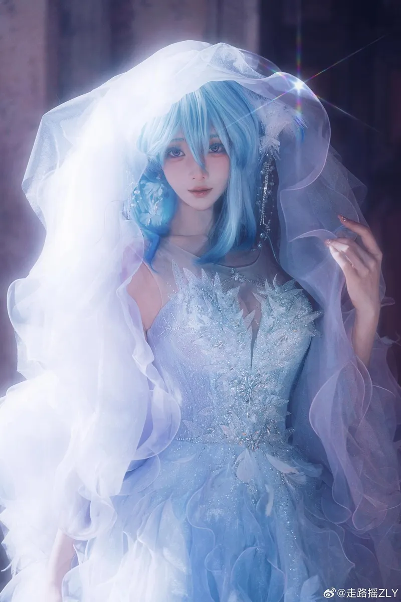 《鸣潮》守岸人cosplay展示