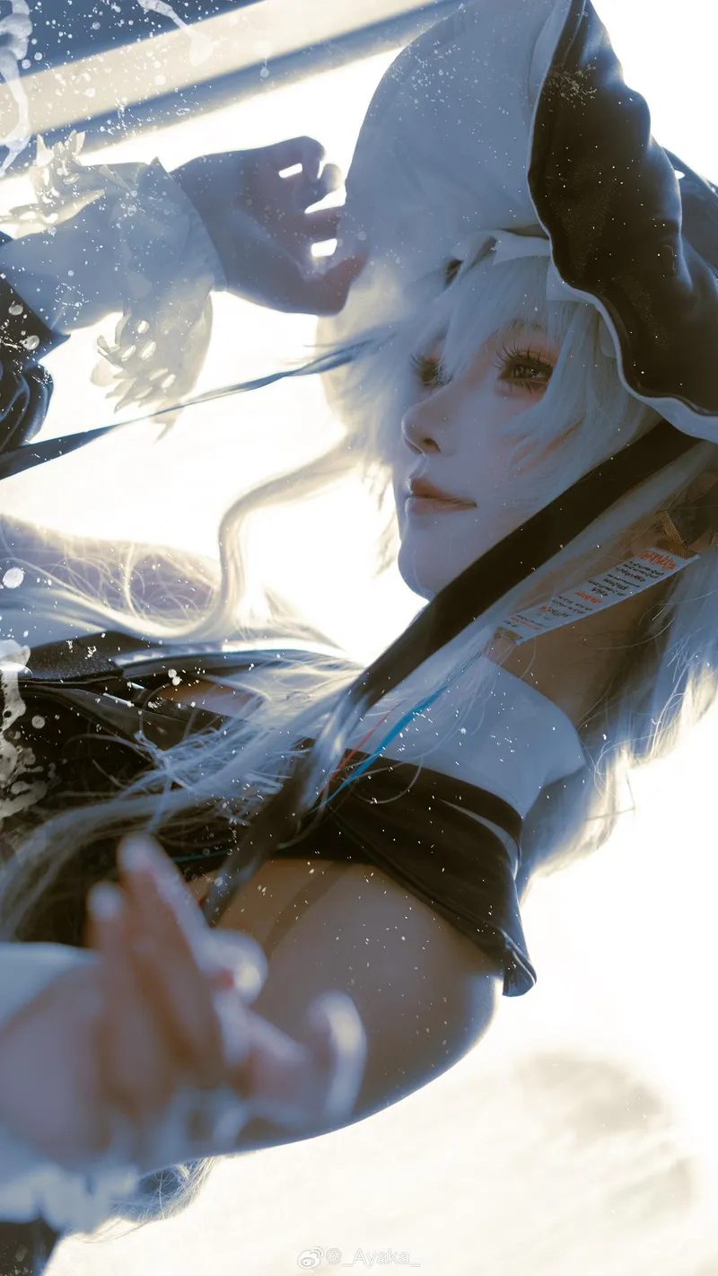 《明日方舟》归鲨cosplay