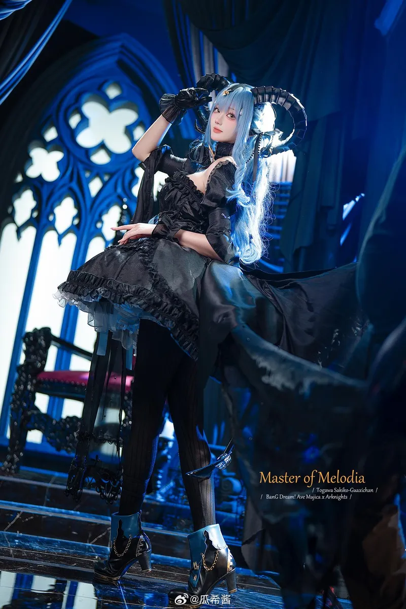 《明日方舟》丰川祥子cosplay展示