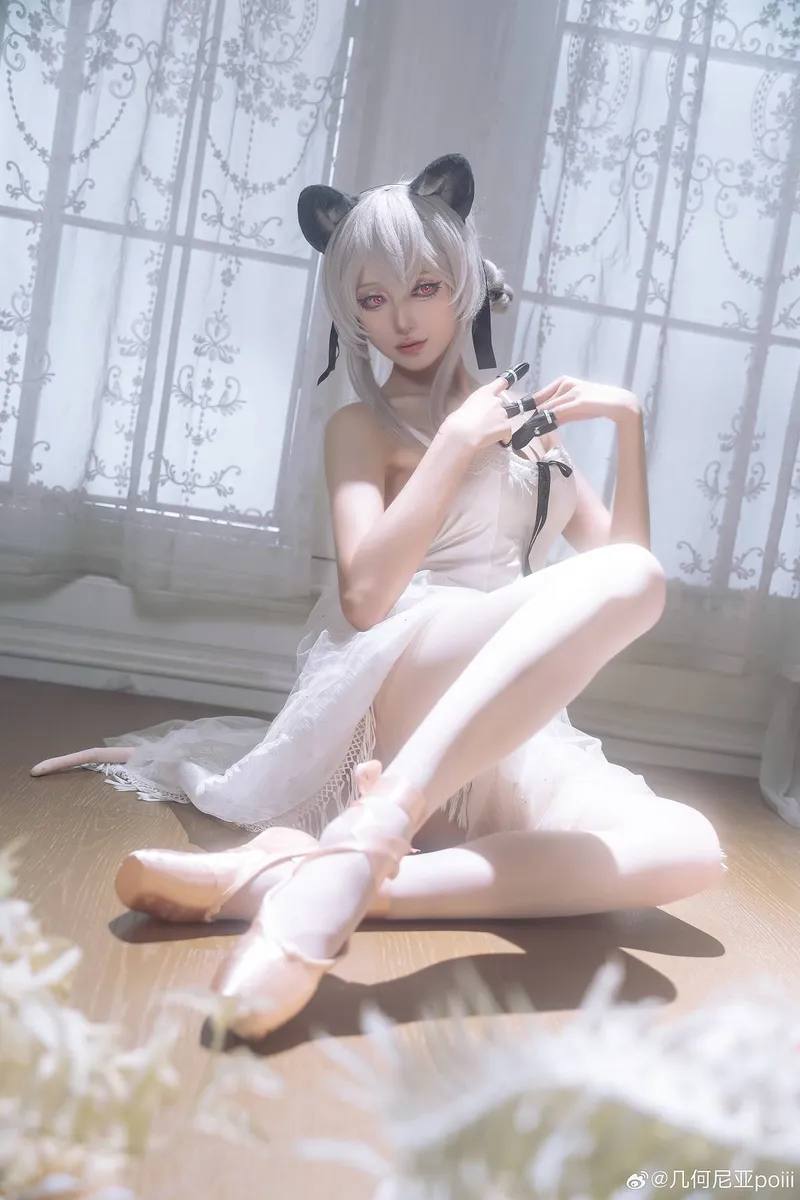 《明日方舟》多萝西cosplay