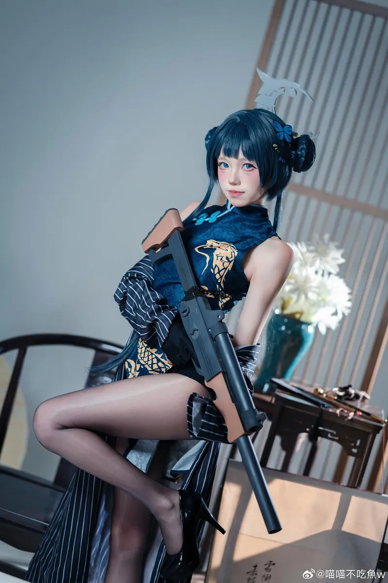 《蔚蓝档案》龙华妃咲cosplay展示