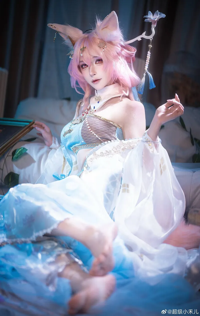 《明日方舟》鸿雪cosplay