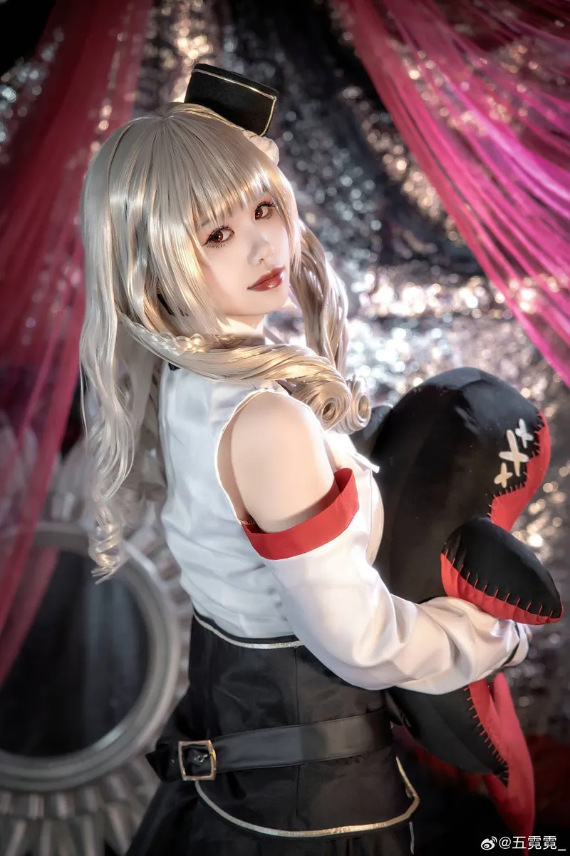 《碧蓝航线》吕佐夫cosplay展示