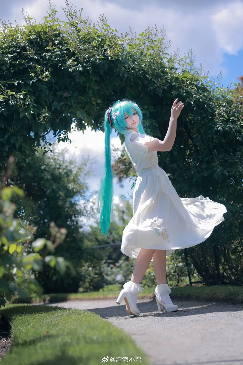 《初音未来》cosplay阳光少女