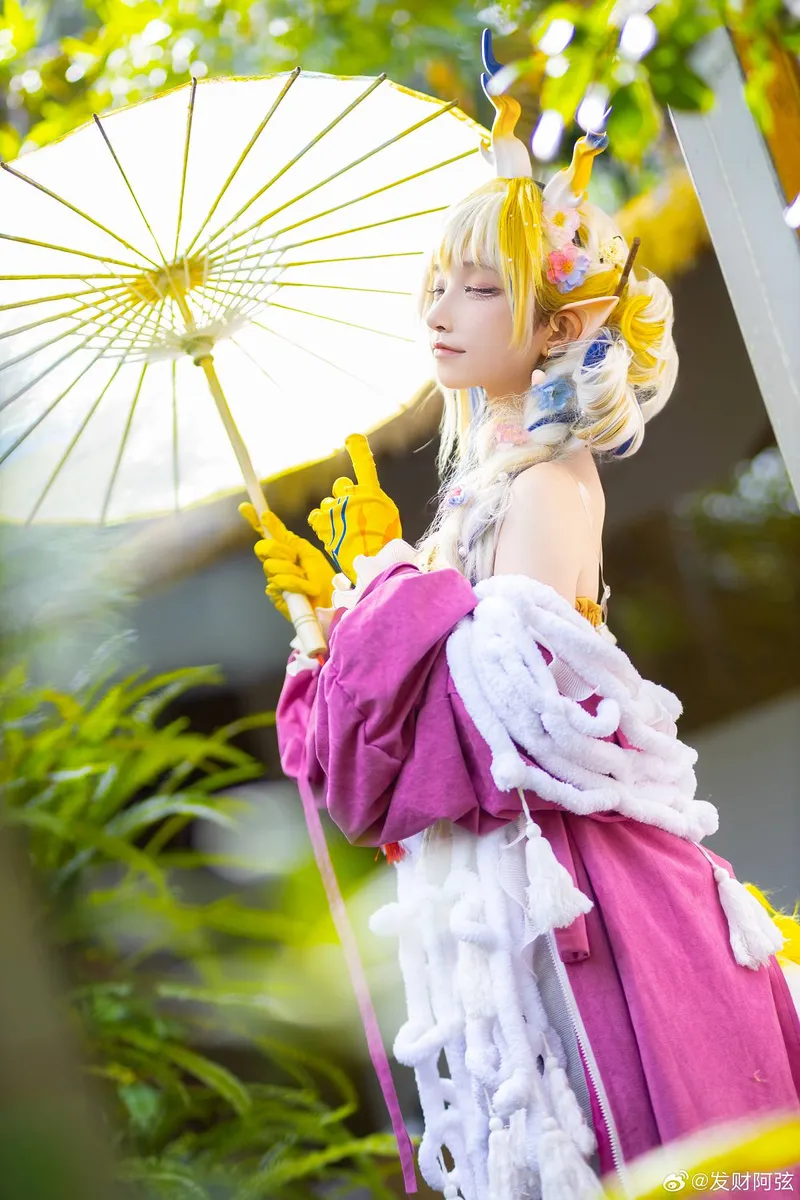 《明日方舟》黍Cosplay-服装道具神还原细节满分