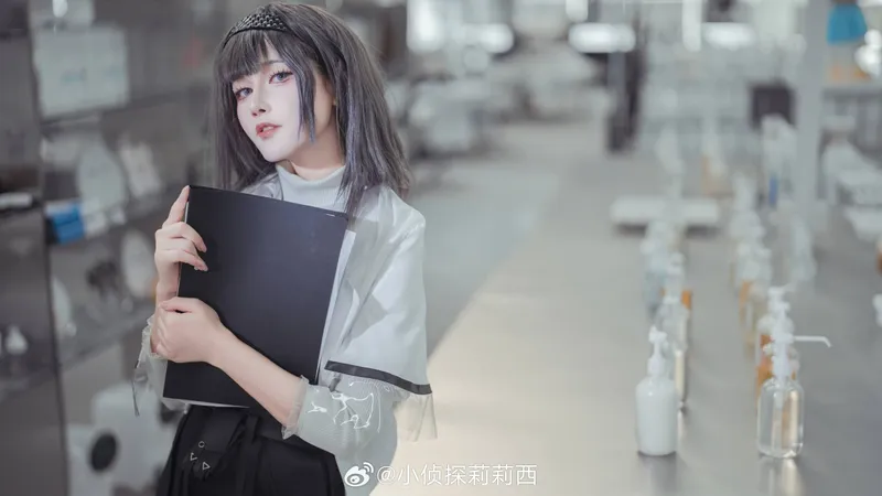 《明日方舟》普瑞塞斯cosplay展示