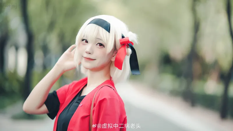 《莉可丽丝》cosplay锦木千束x井上泷奈