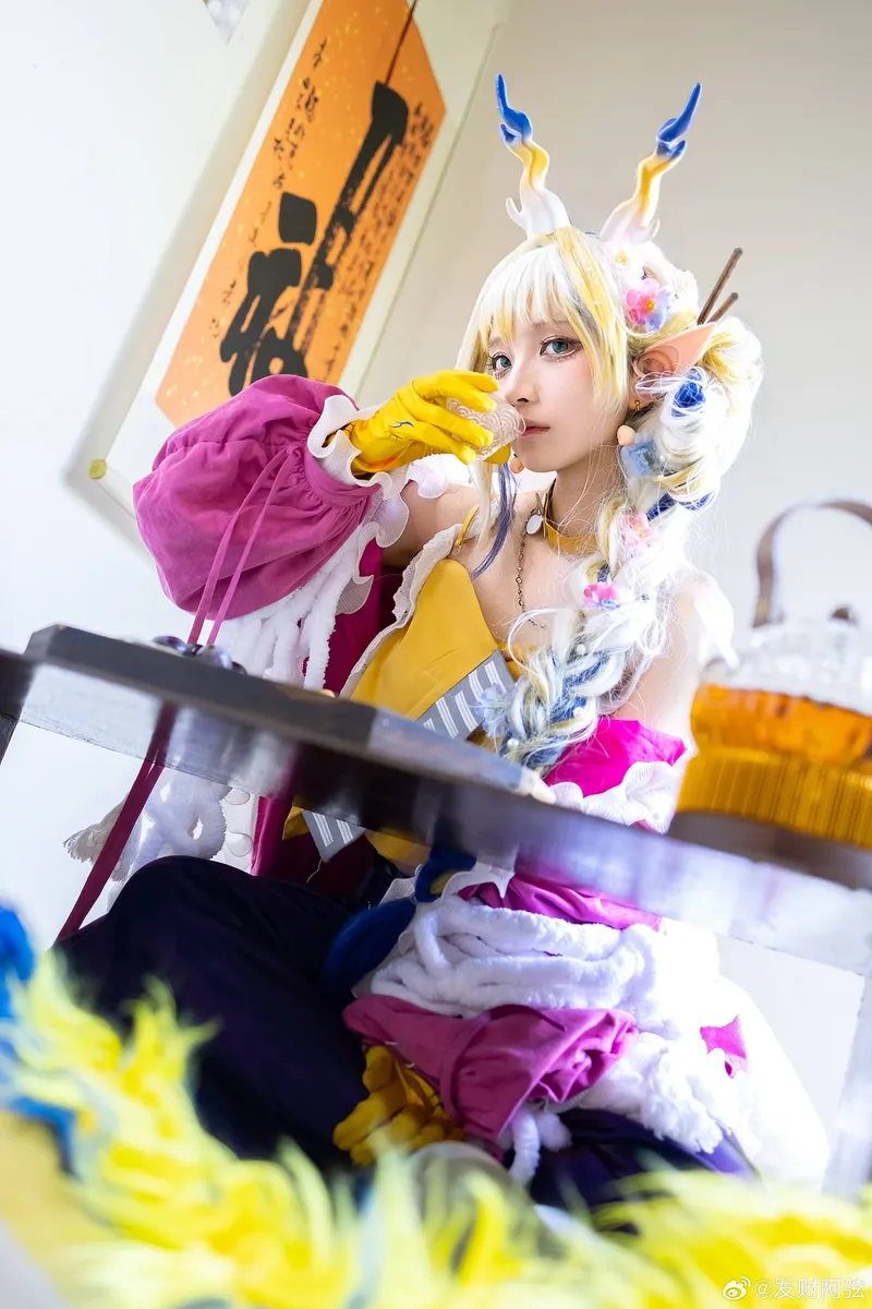 《明日方舟》黍Cosplay