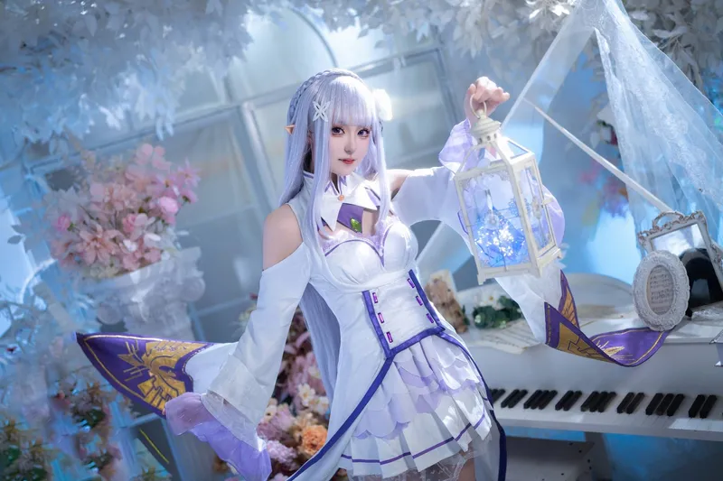 《Re:从零开始的异世界生活》爱蜜莉雅Cosplay展示-精美角色还原