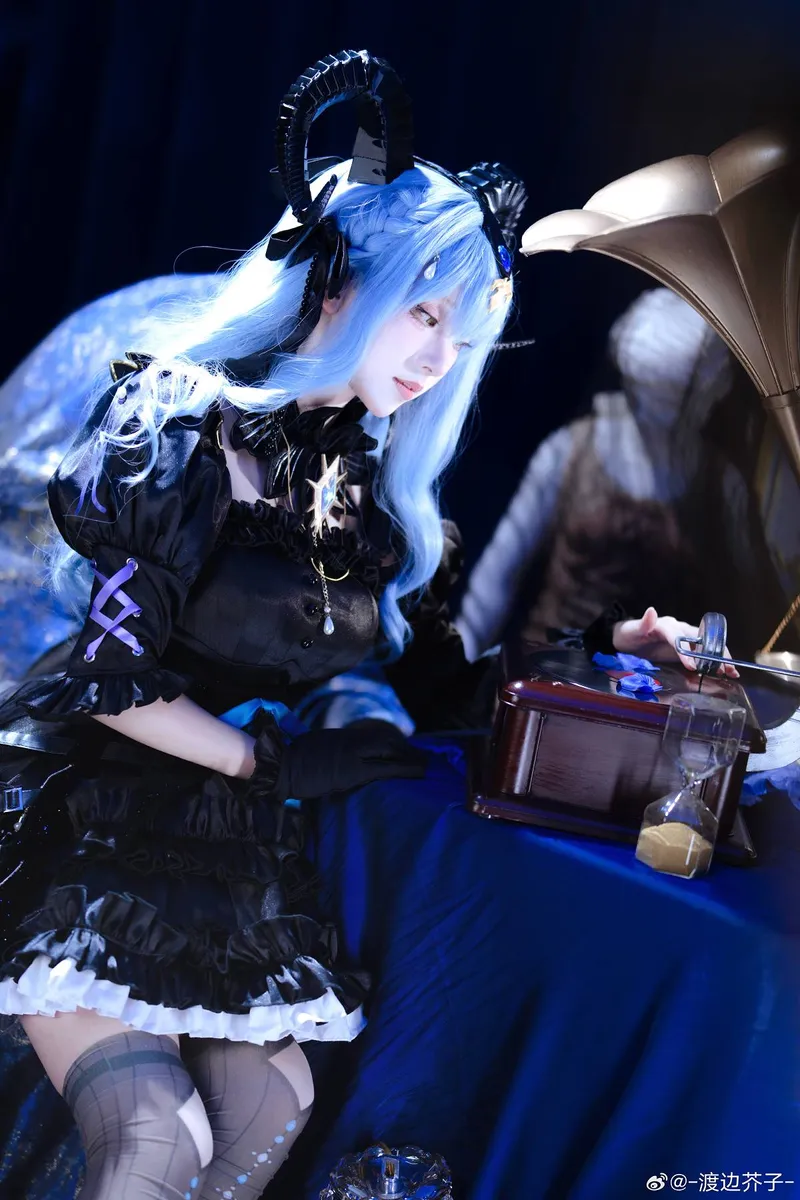 「明日方舟」丰川祥子cosplay妆造×灯光氛围双绝！–E次元-要点汇总