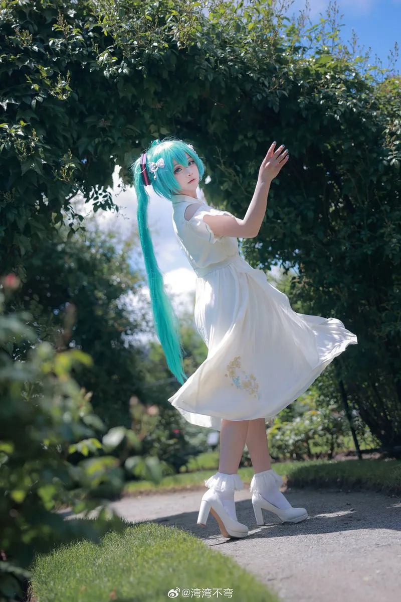 《初音未来》cosplay阳光少女-元气满满的夏日风情