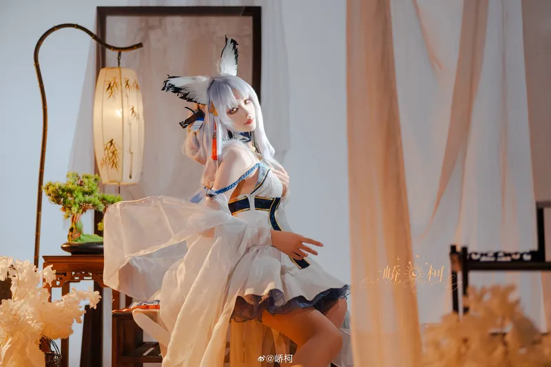 《明日方舟》白面鸮cosplay展示