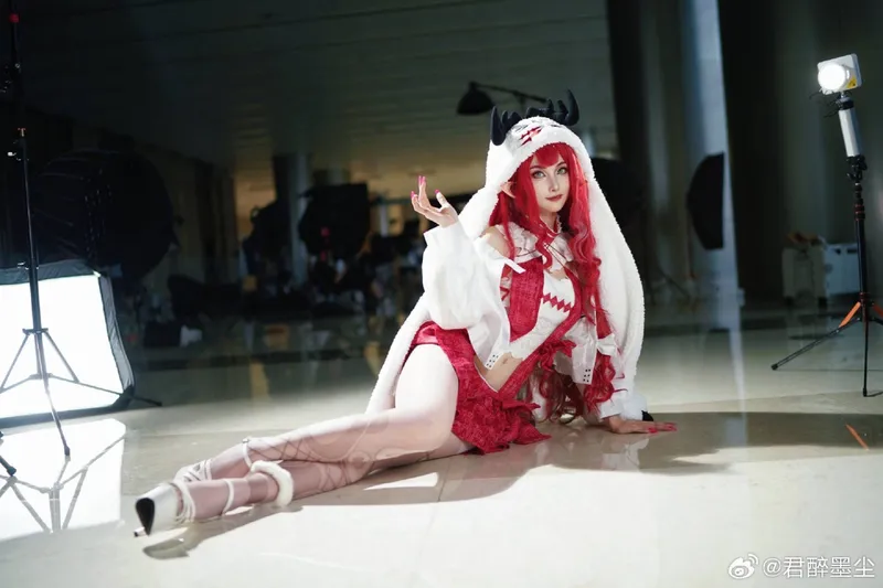 《FGO》崔斯坦Cosplay展示