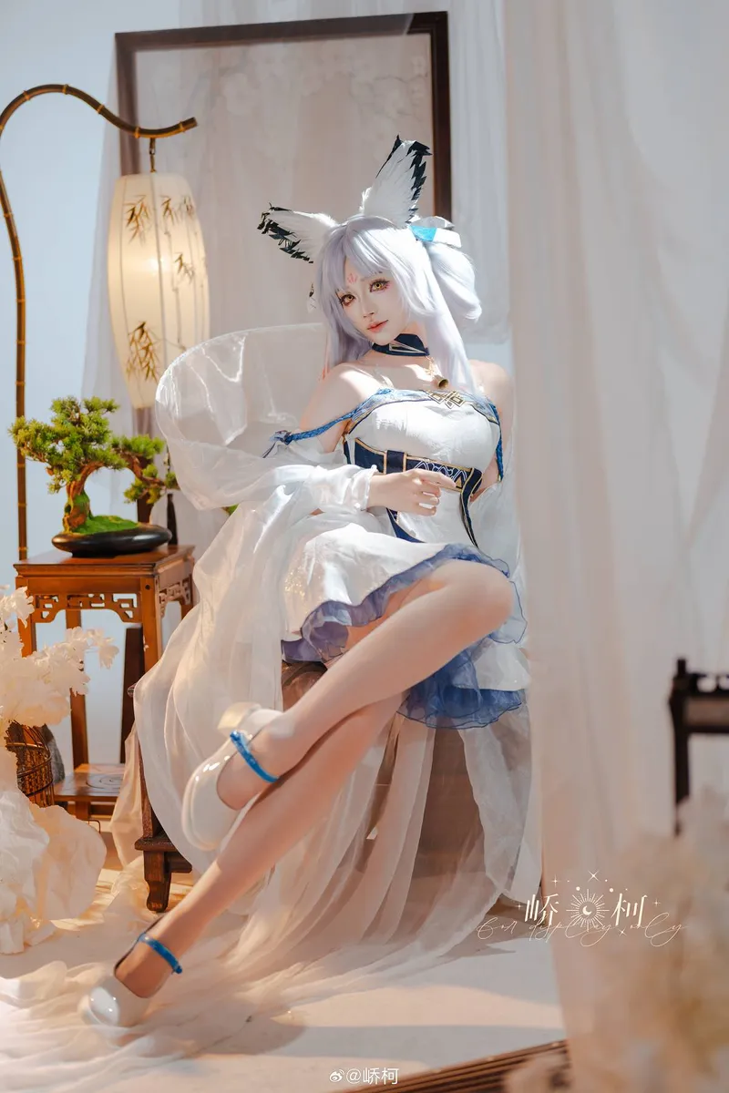 《明日方舟》白面鸮cosplay展示