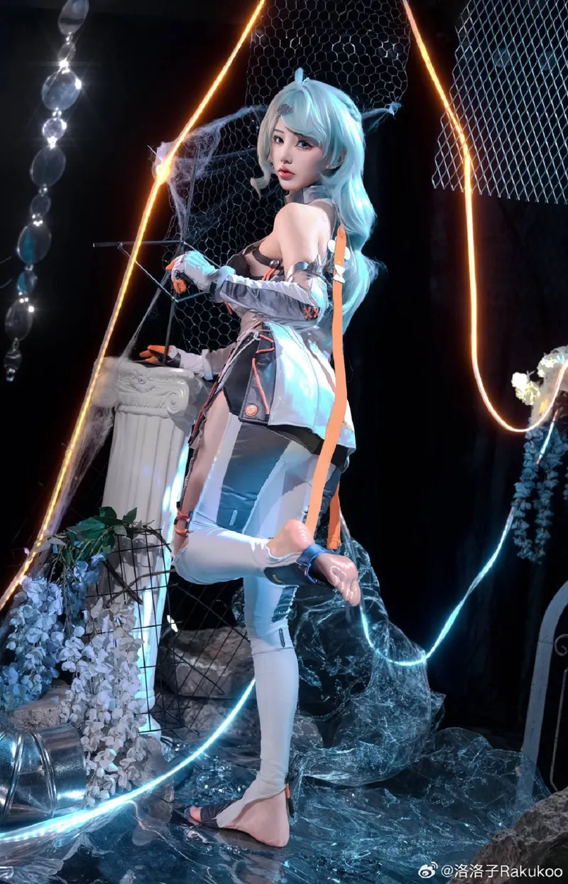 《绝区零》席德cosplay展示-精美角色还原
