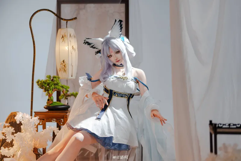 《明日方舟》白面鸮cosplay展示