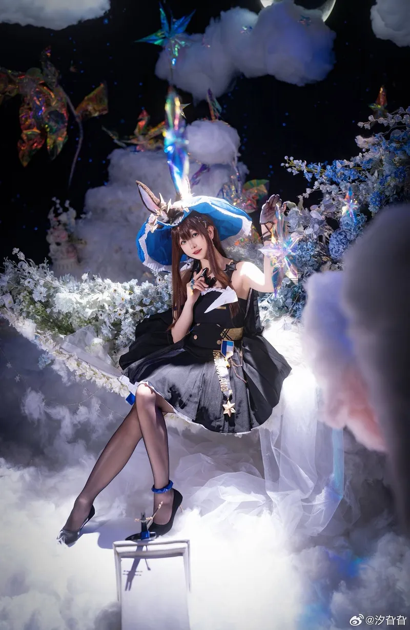 《明日方舟》阿米娅cosplay