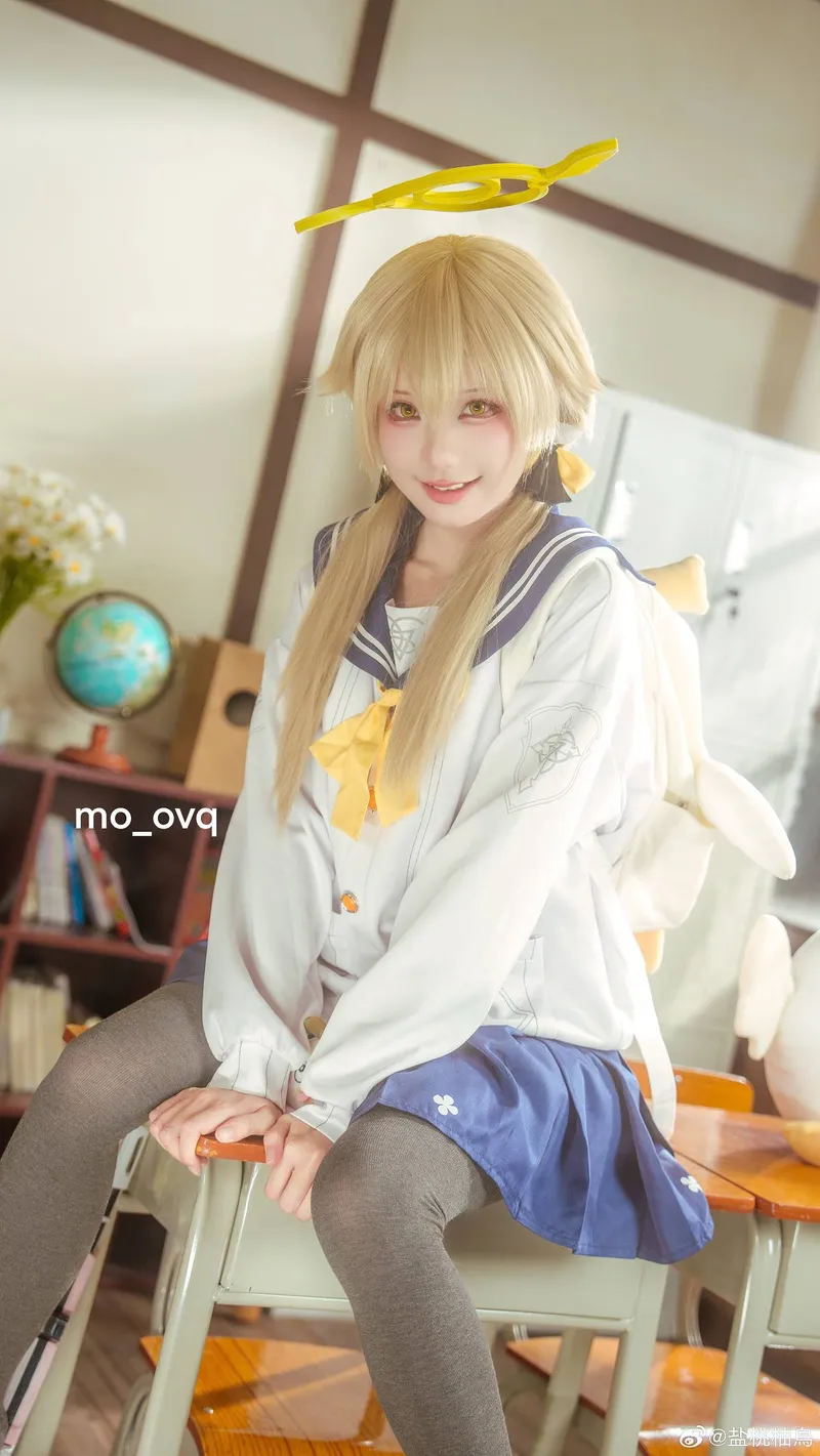 《蔚蓝档案》日富美cosplay-笑容治愈力满分