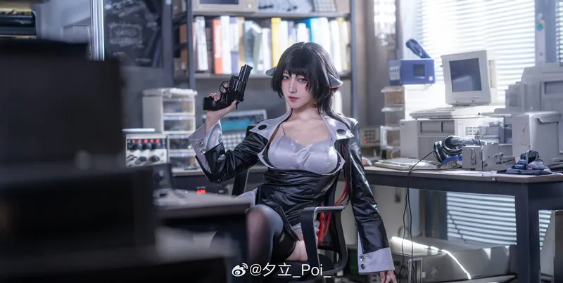 《绝区零》简杜cosplay展示