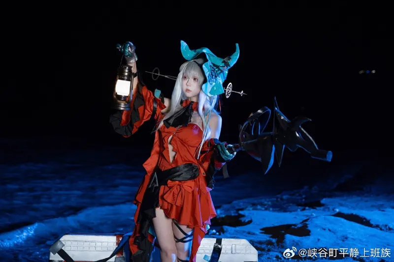 《明日方舟》浊心斯卡蒂cosplay展示