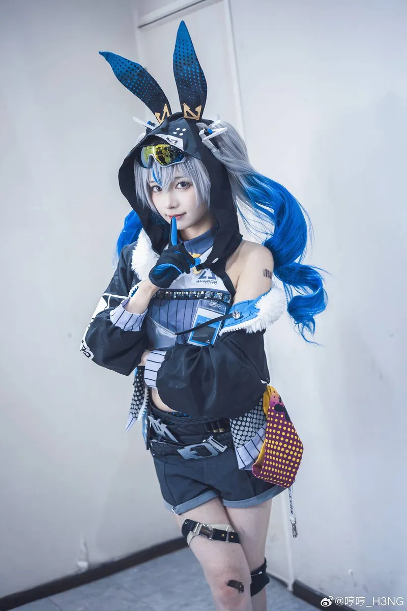 《崩坏3》迷城骇兔cosplay服装与妆造还原