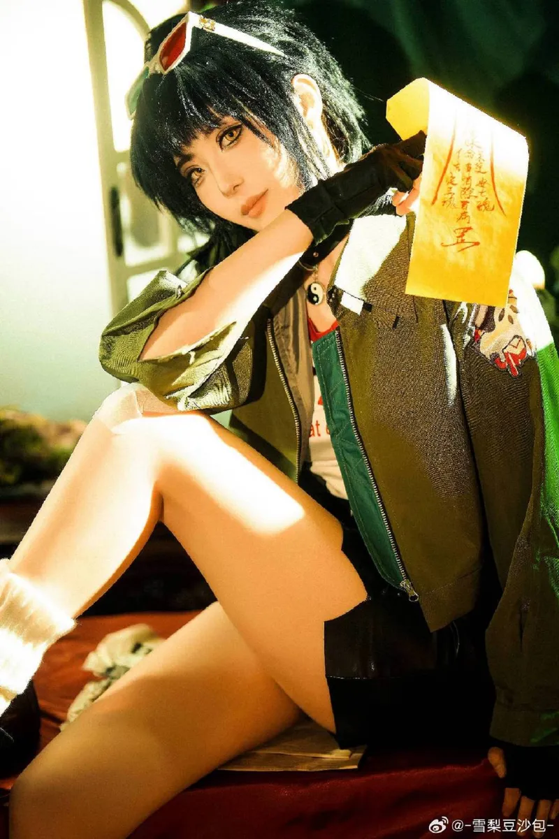 《重返未来1999》泥鯭的士cosplay展示-安安的精彩演绎