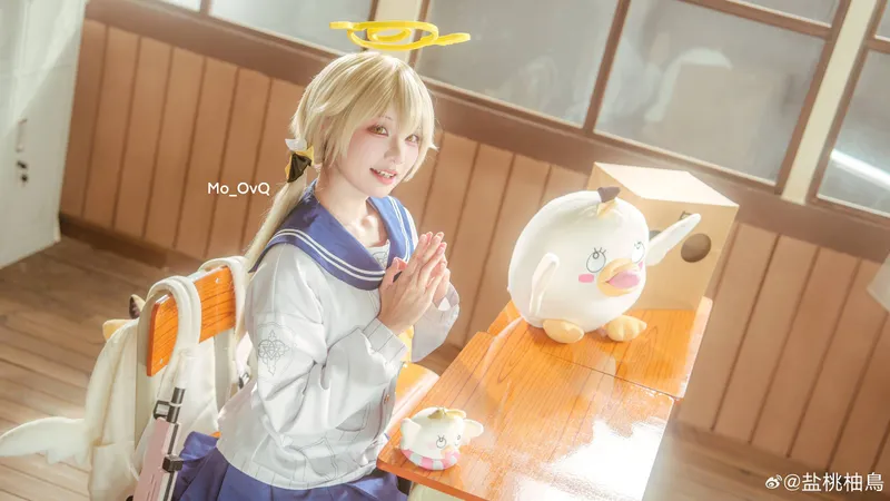 《蔚蓝档案》日富美cosplay