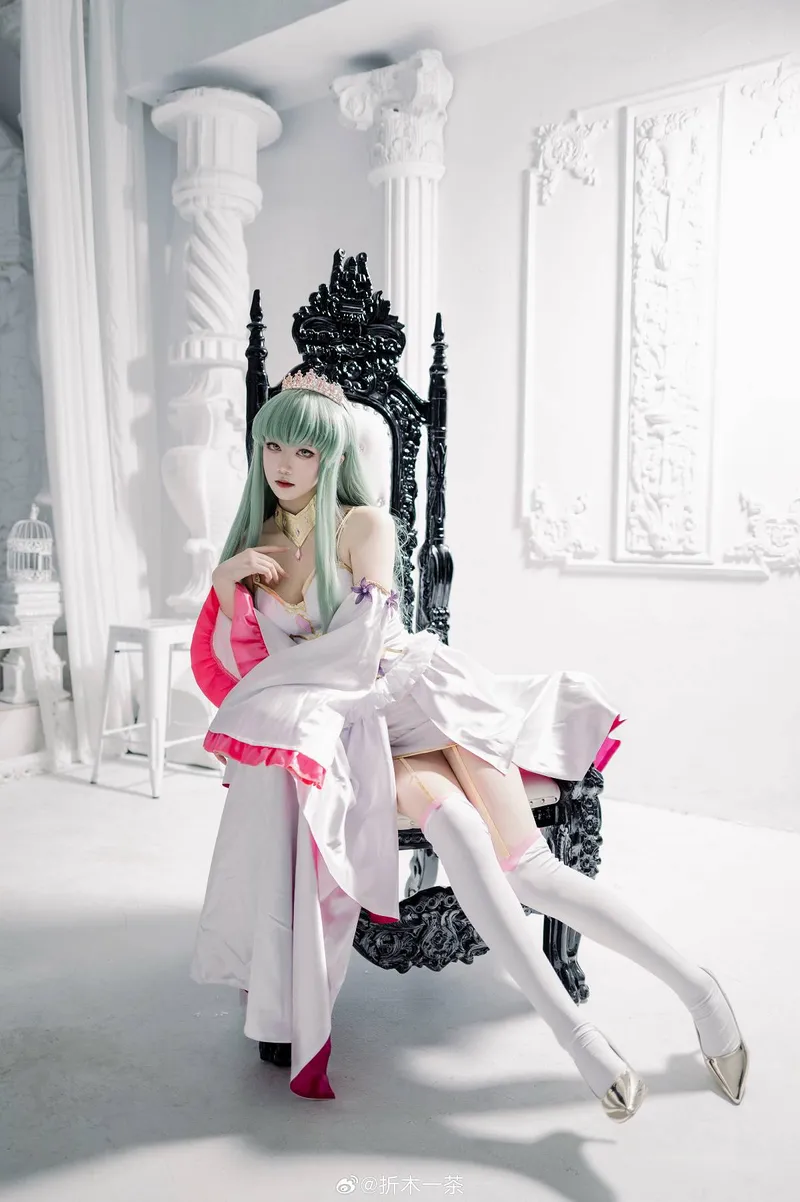 《反叛的鲁路修》C.C.角色Cosplay展示