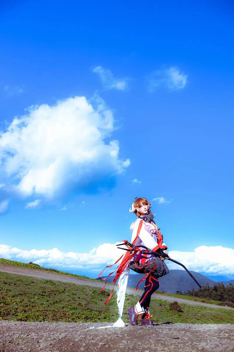 《明日方舟》艾雅法拉cosplay展示