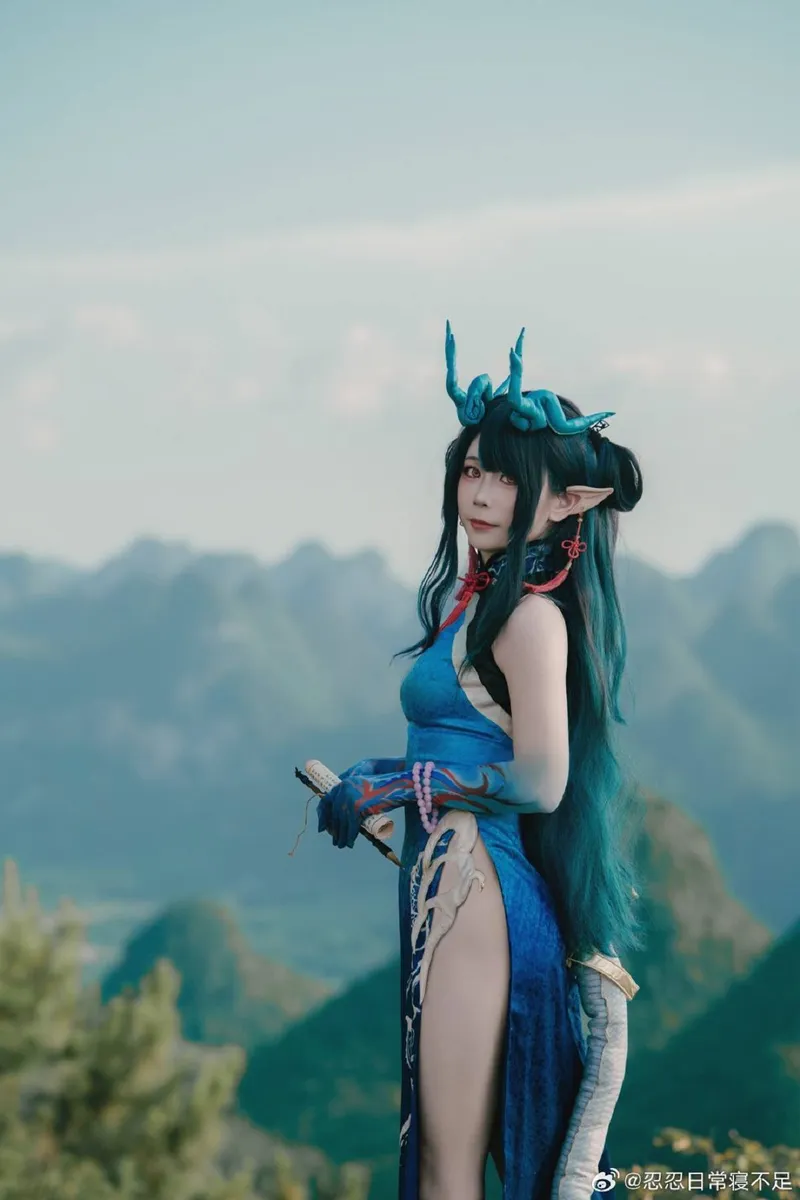 《明日方舟》夕角色Cosplay展示