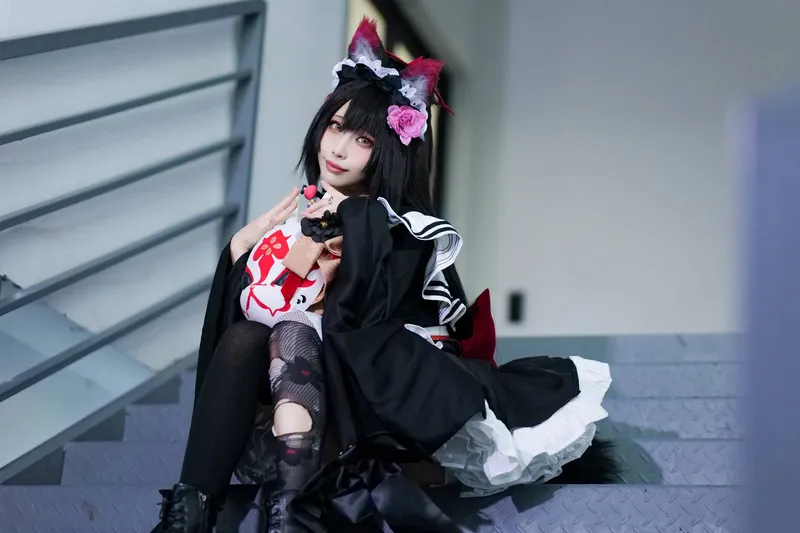 《蔚蓝档案》狐坂若藻cosplay展示