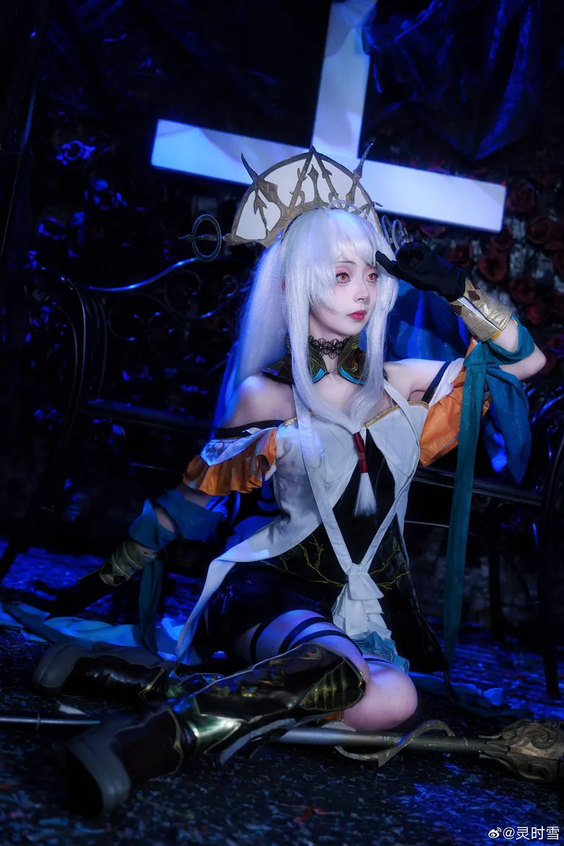 《明日方舟》浊心斯卡蒂cosplay展示