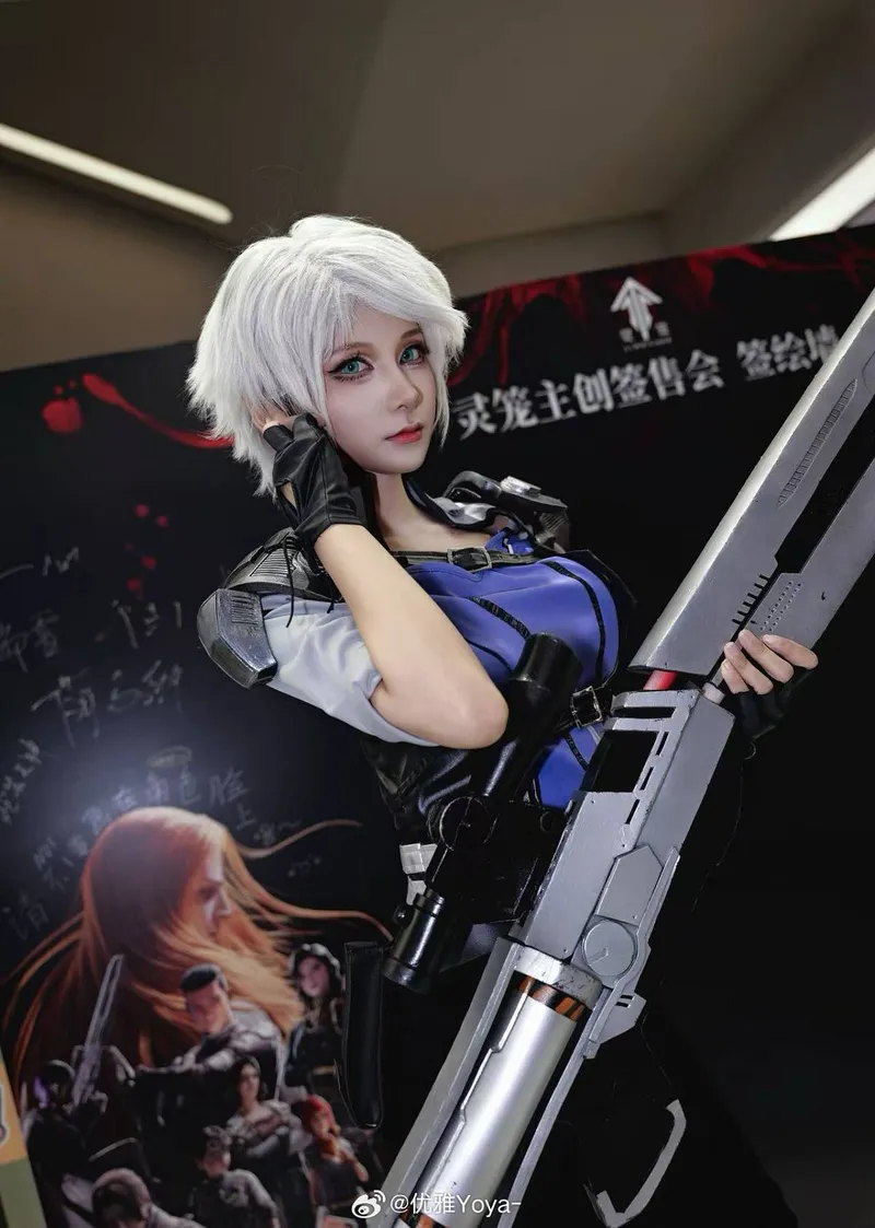 《灵笼》冉冰cosplay展示