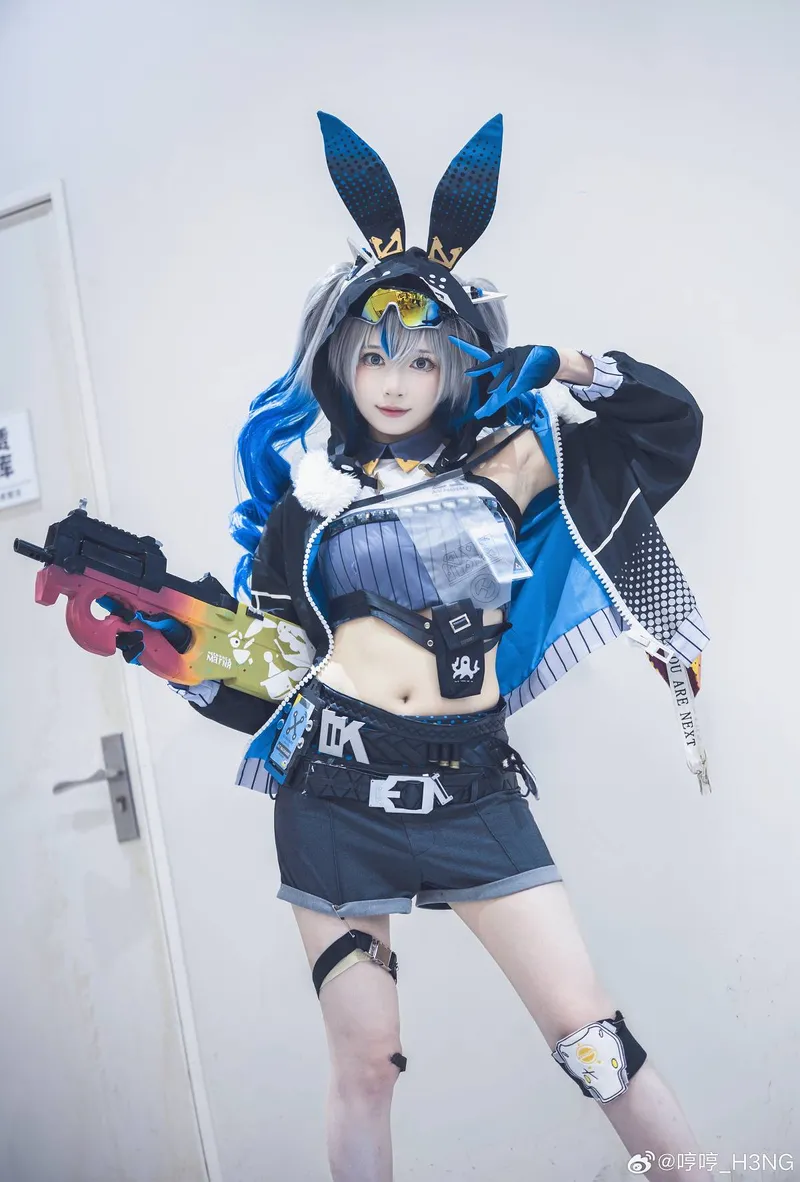 《崩坏3》迷城骇兔cosplay服装与妆造还原
