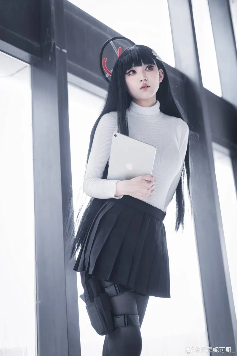 《蔚蓝档案》调月莉音cosplay展示