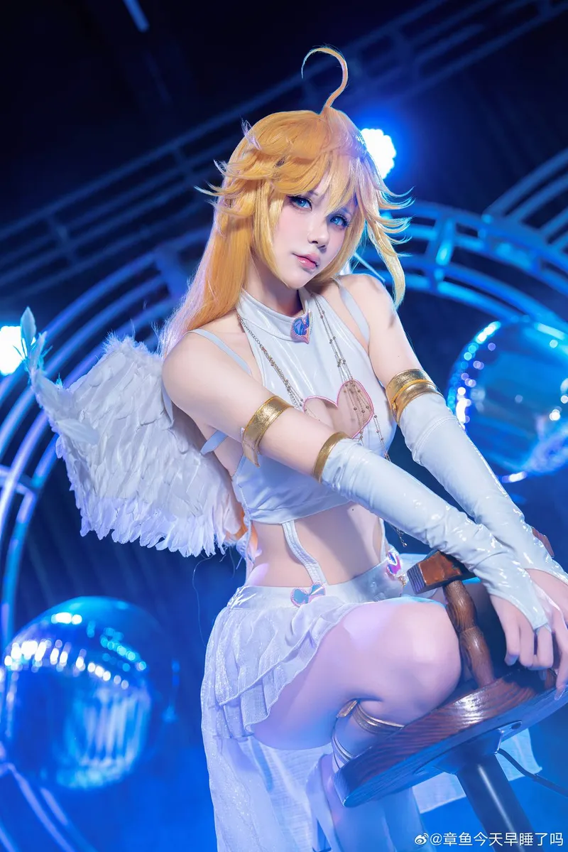 《吊带袜天使》cosplay展示