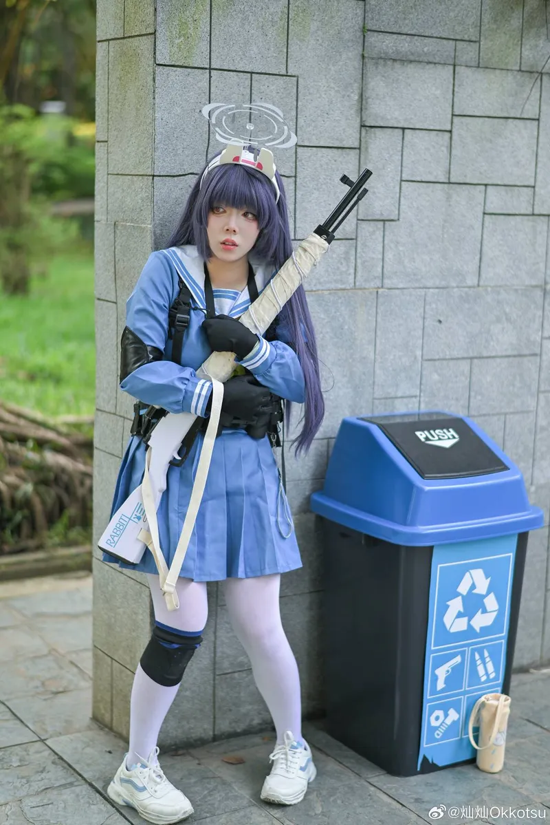 《蔚蓝档案》霞泽美游cosplay展示