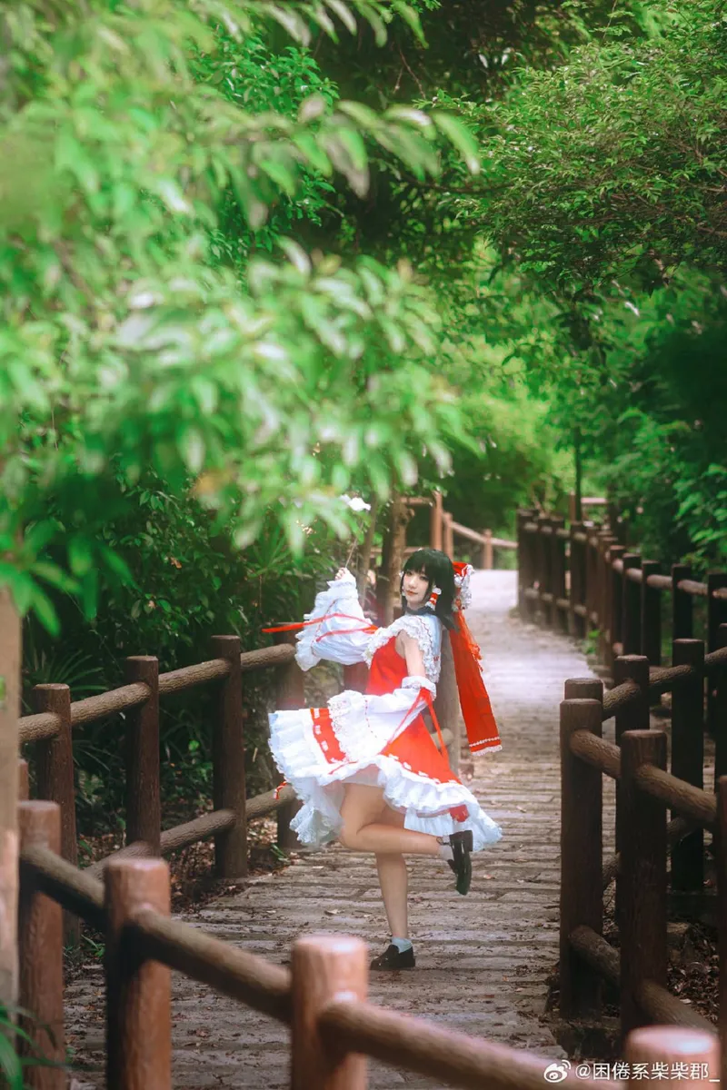 《东方Project》博丽灵梦cosplay