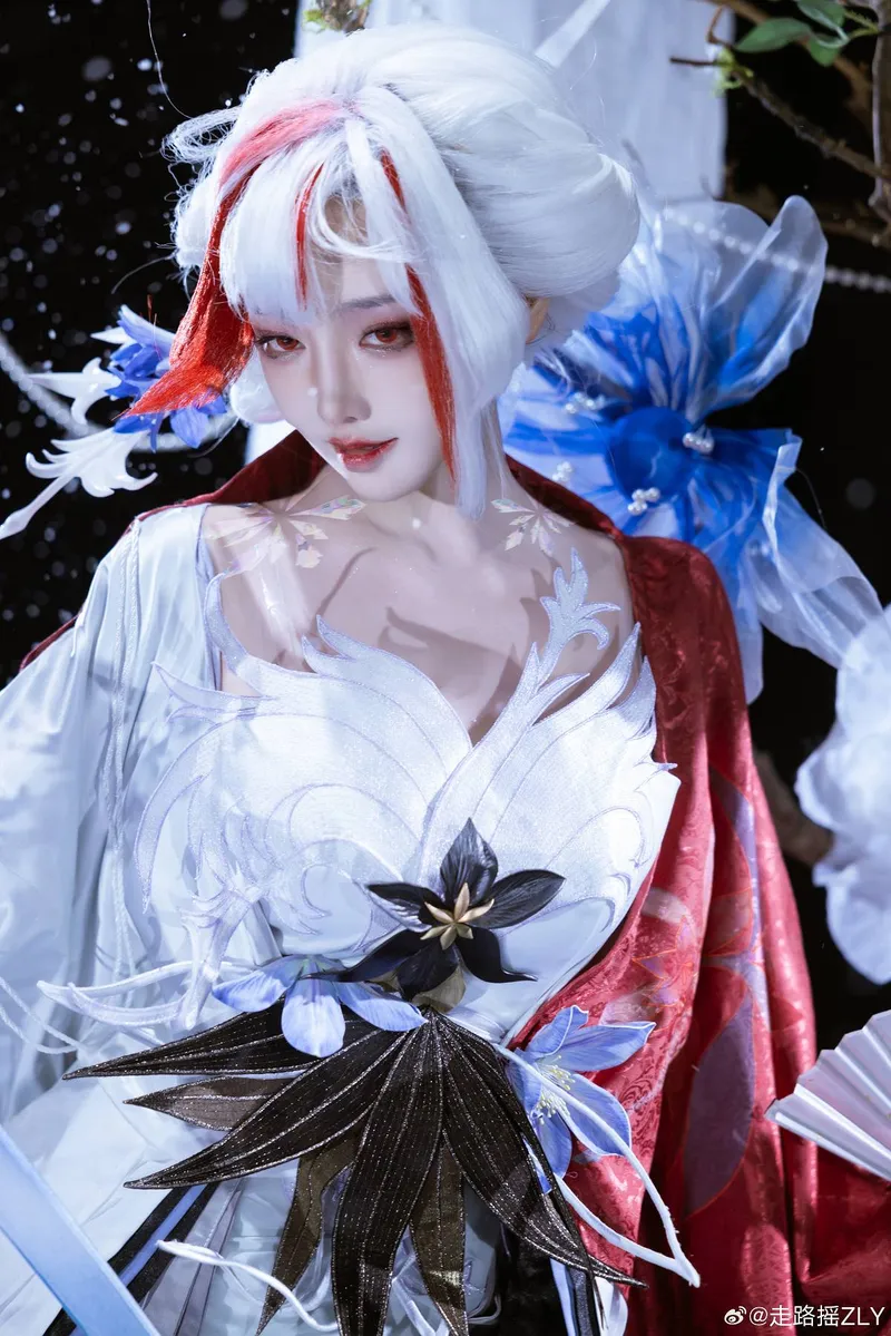 《阴阳师》雪御前cosplay展示