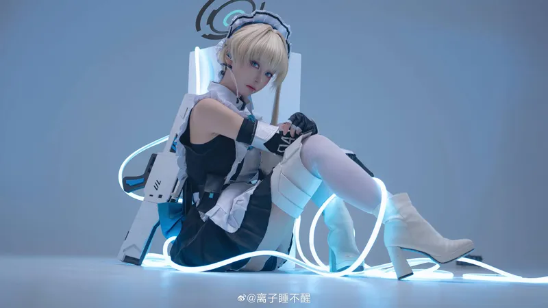 《蔚蓝档案》飞鸟马时cosplay展示