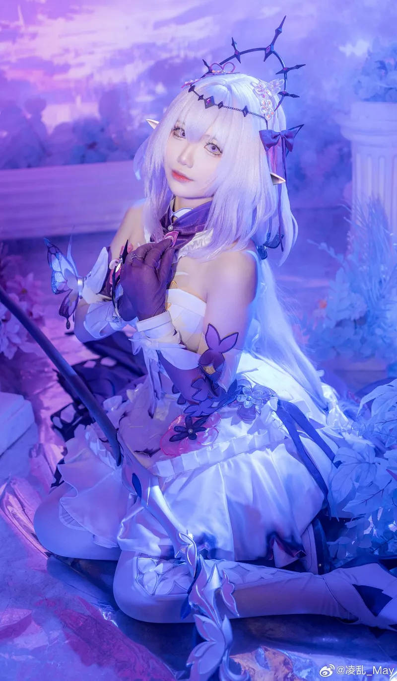 《崩坏星穹铁道》遐蝶cosplay展示