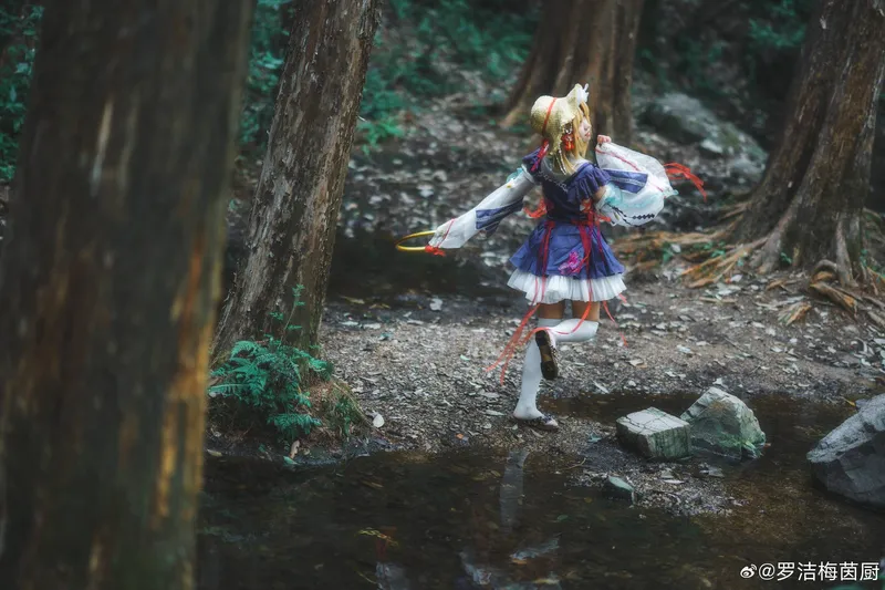 《东方Project》泄矢诹访子cosplay展示