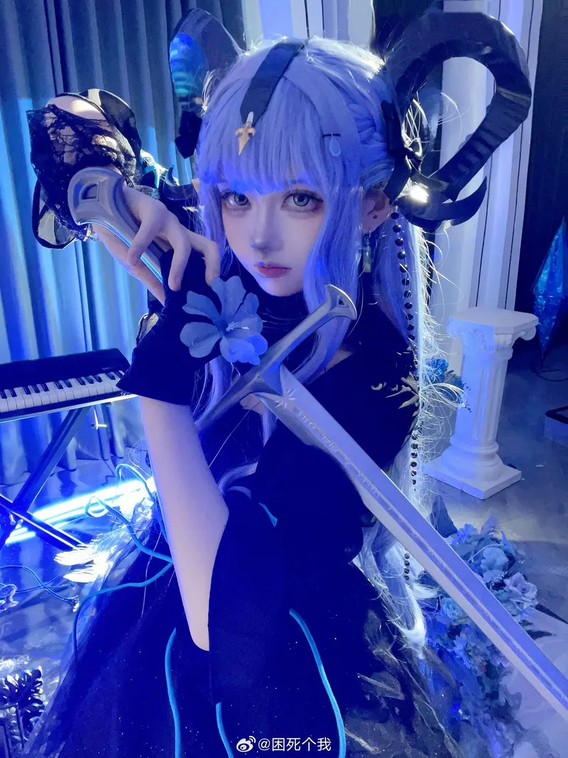 《BanGDream!》丰川祥子Cosplay展示