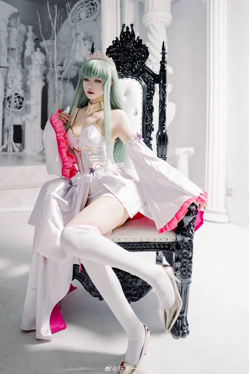 《反叛的鲁路修》C.C.角色Cosplay展示